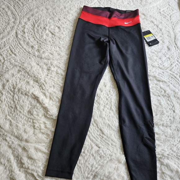 Nike Power Women’s Black/Red/Wine 7/8 Training Tights (BV5737-010) Size SMALL - Picture 3 of 4